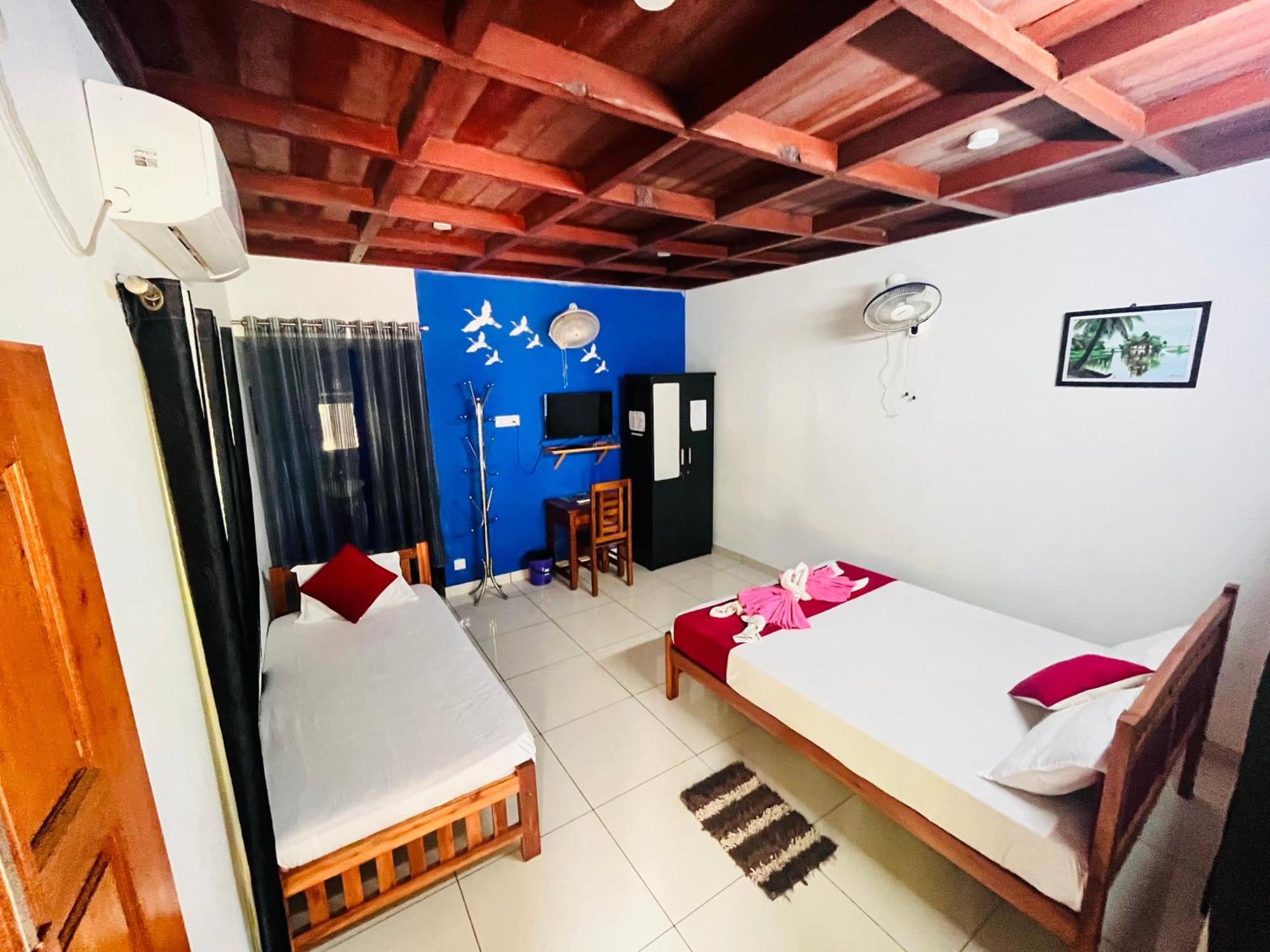 Mundro Garden Homestay Mundrothuruth Екстериор снимка