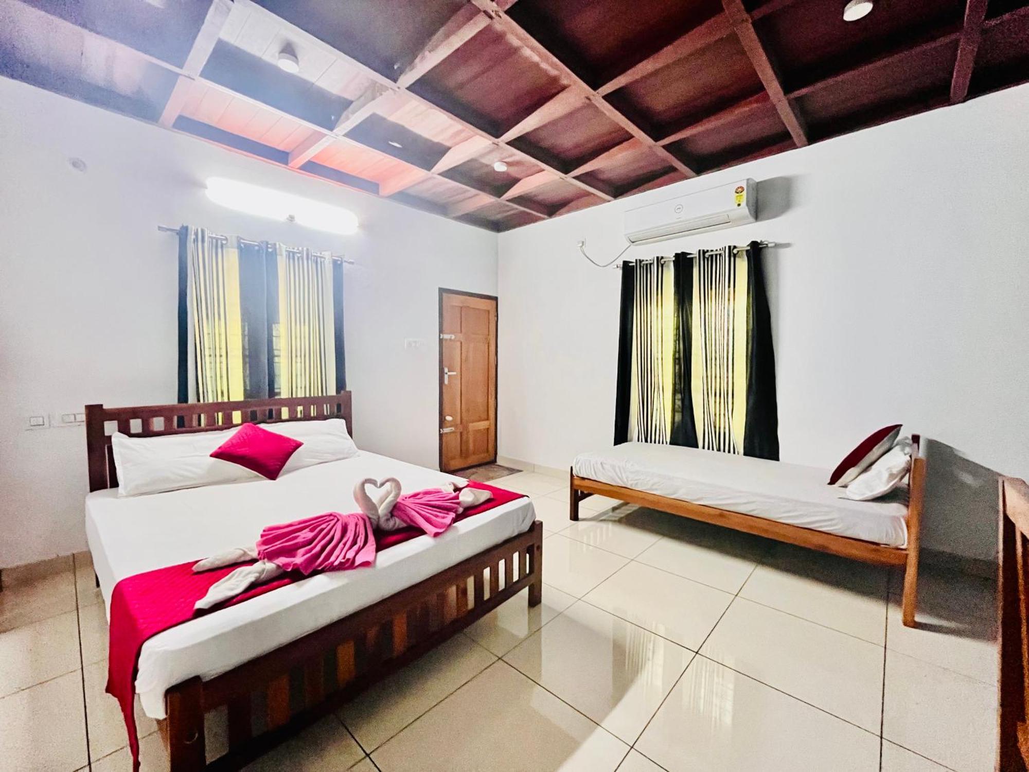 Mundro Garden Homestay Mundrothuruth Екстериор снимка