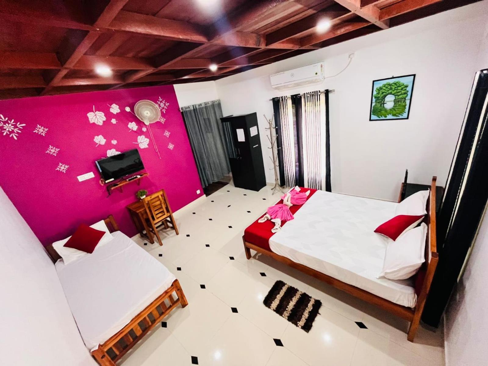 Mundro Garden Homestay Mundrothuruth Екстериор снимка